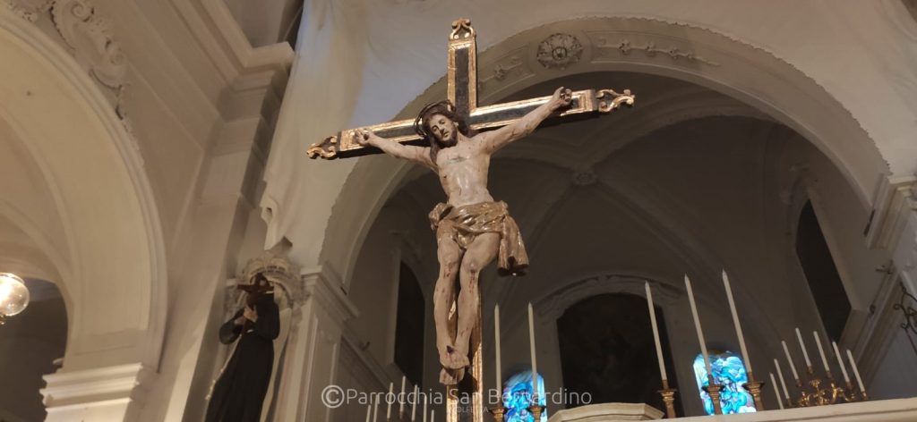 parrocchia san bernardino molfetta - settimana santa - venerdì santo adorazione della croce 2022
